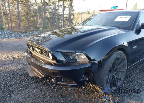 2014 Ford Mustang Gt z USA, uszkodzony, nr VIN 1ZVBP8CF1E5275337